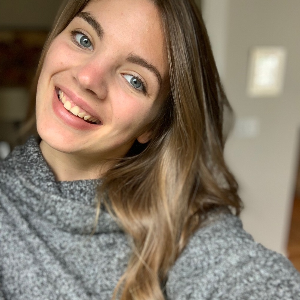 Meet your Posher, Olivia